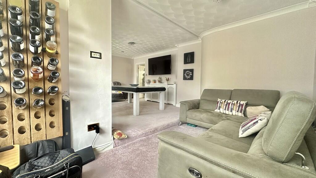 5410AFC9-3491-491...