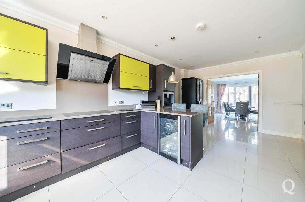 7341cf2b-daa3-42a...