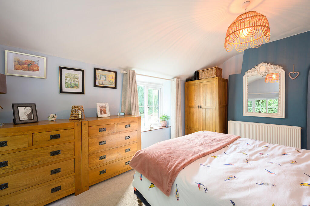Greytree Cottage-...
