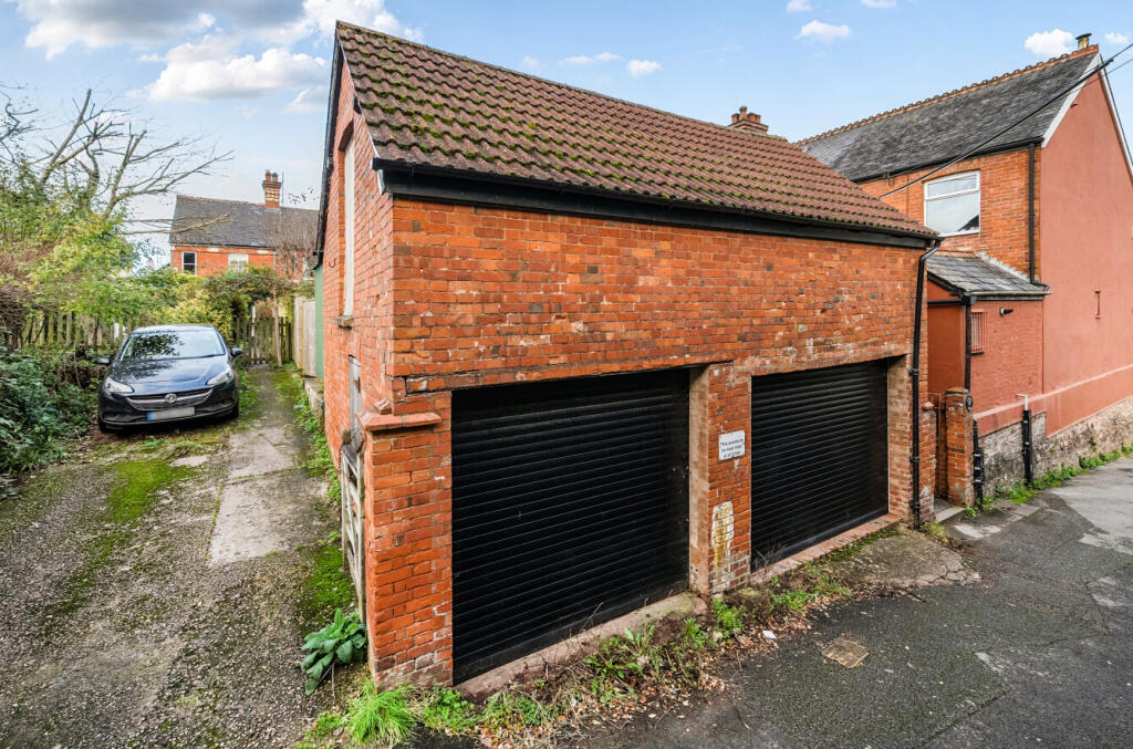 Higher Mill Lane, Cullompton, Devon, EX15