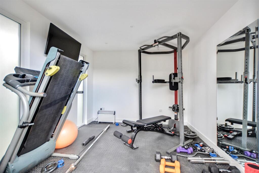 Gym_1.jpeg