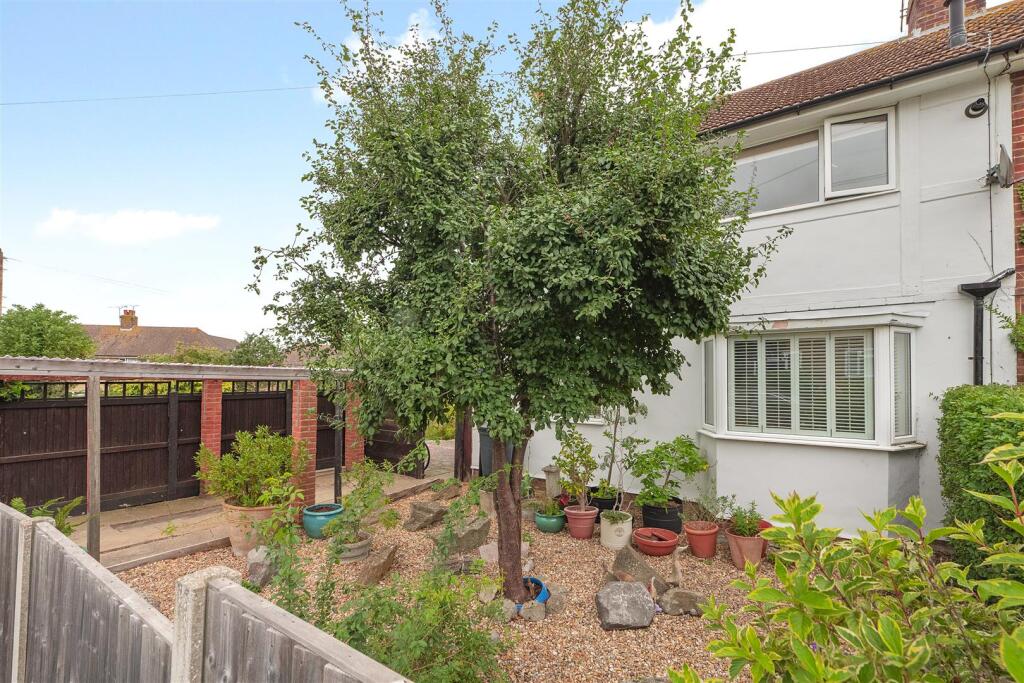 Belton Close, Whitstable