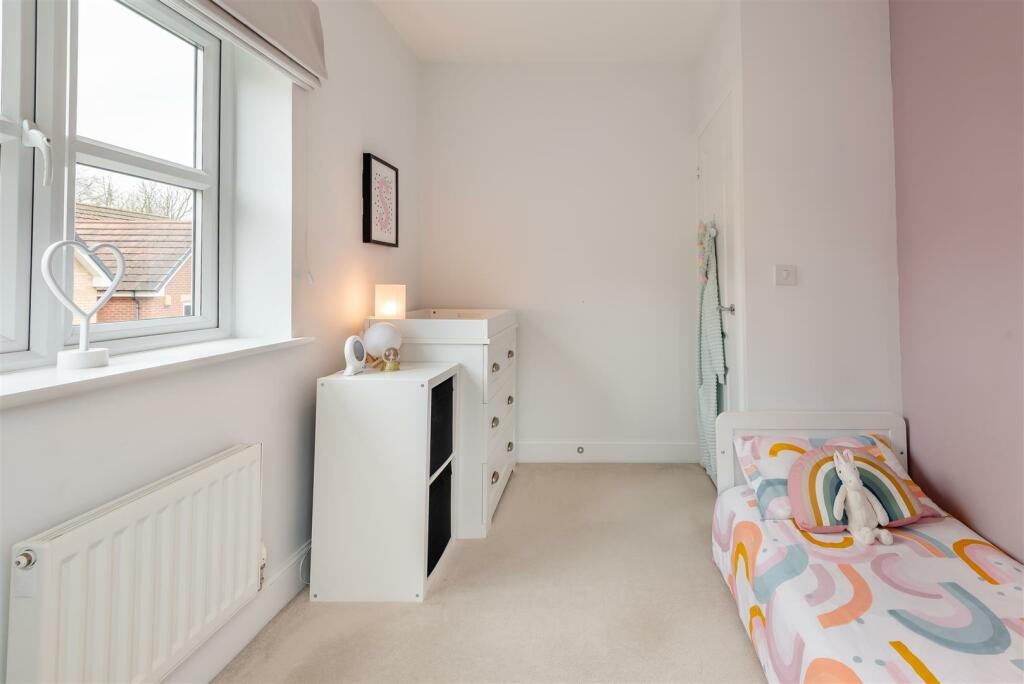 8588285-interior28.jpg