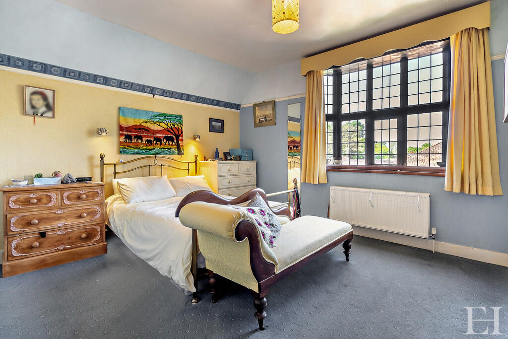 8646346-interiorW...