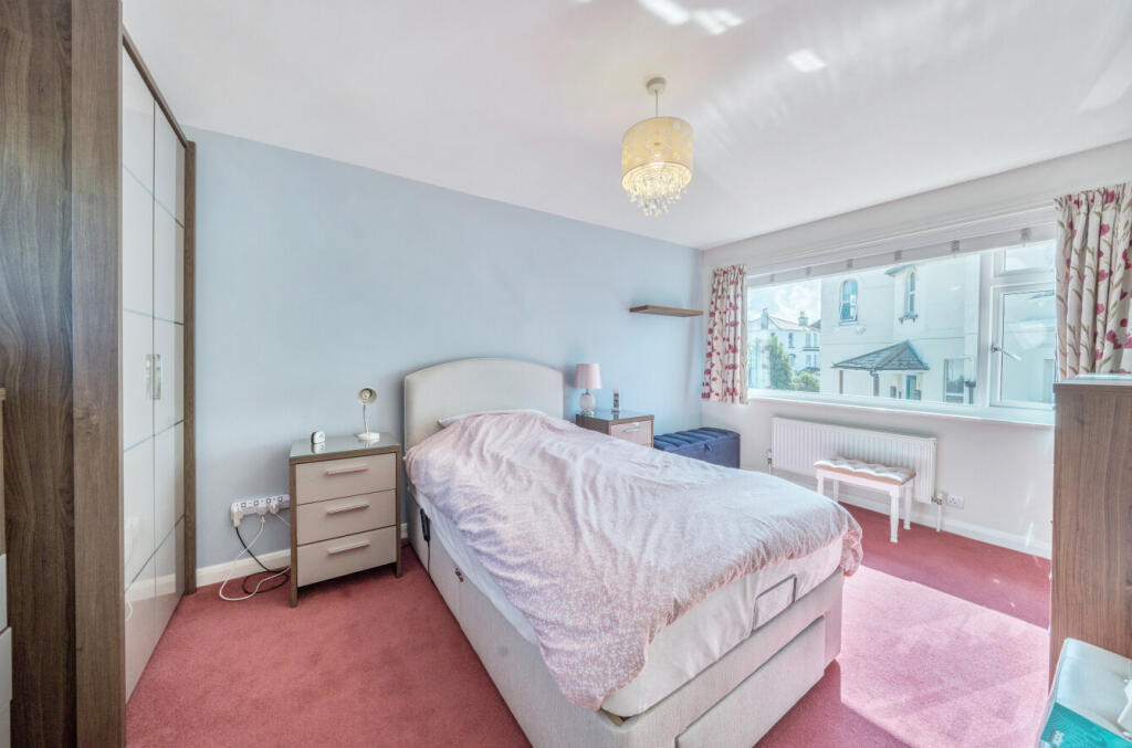 1349749-11-68beeb...