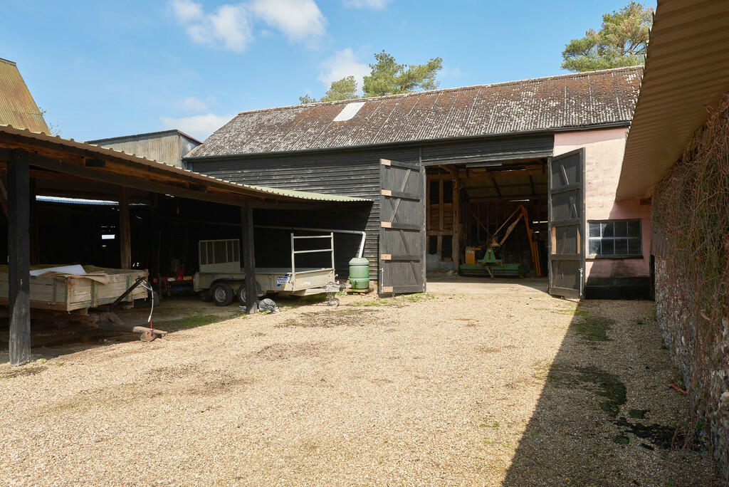Barn 2