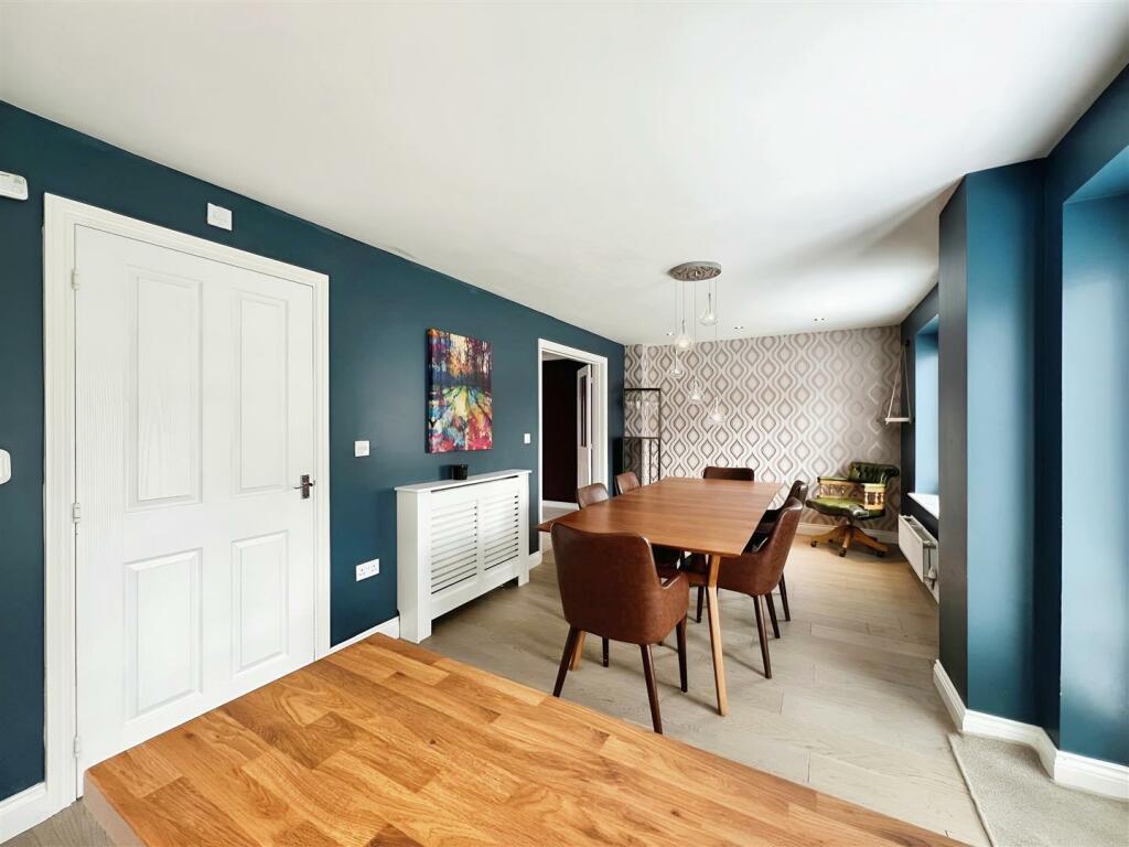 Open Plan Kitchen Diner / Living Space.