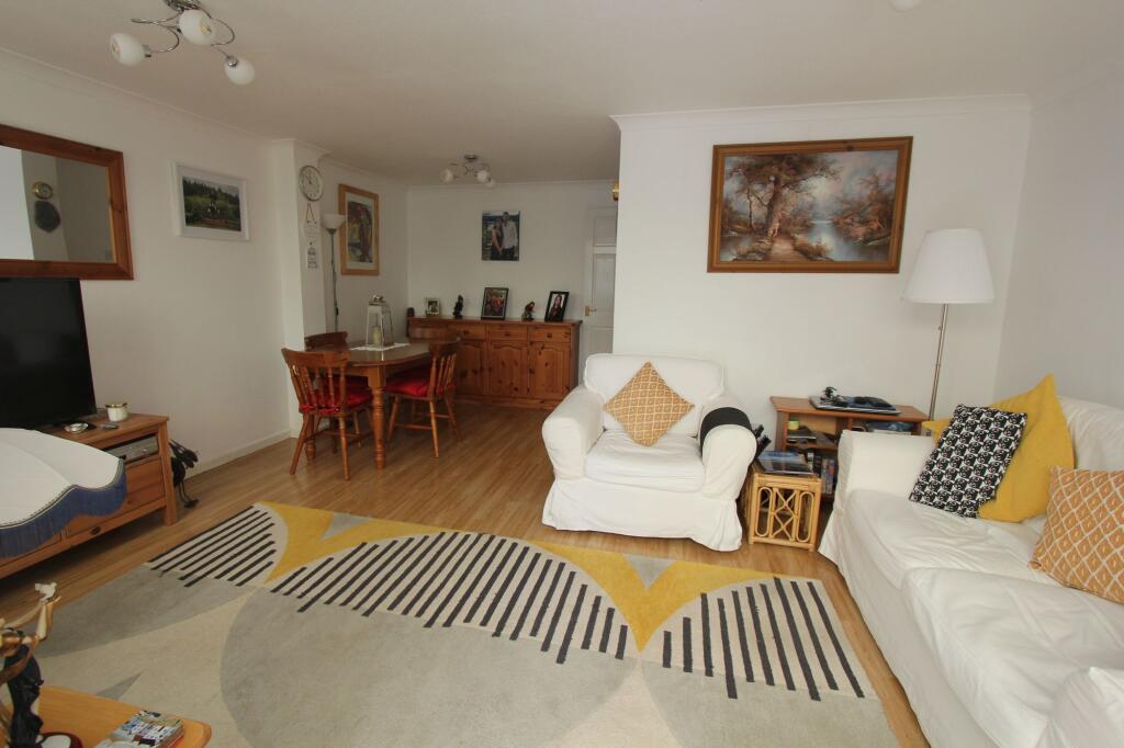 Lounge Dining Room