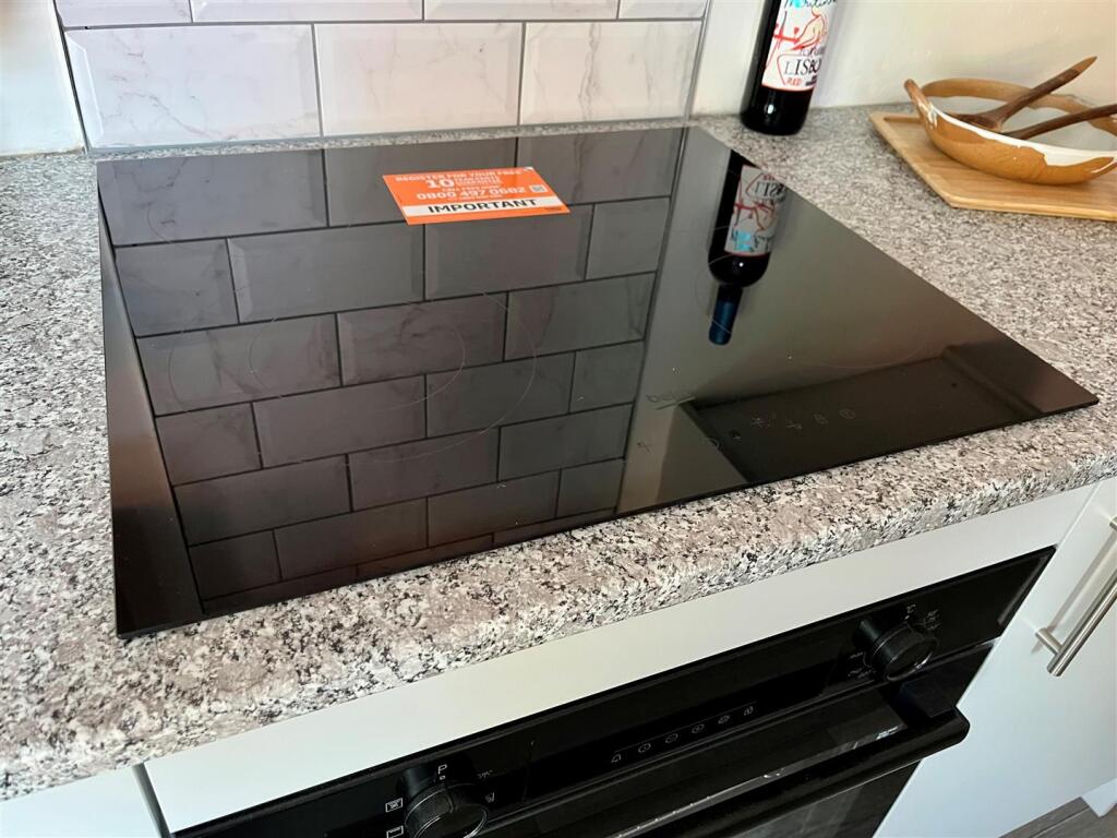 Kitchen - Hob.jpg