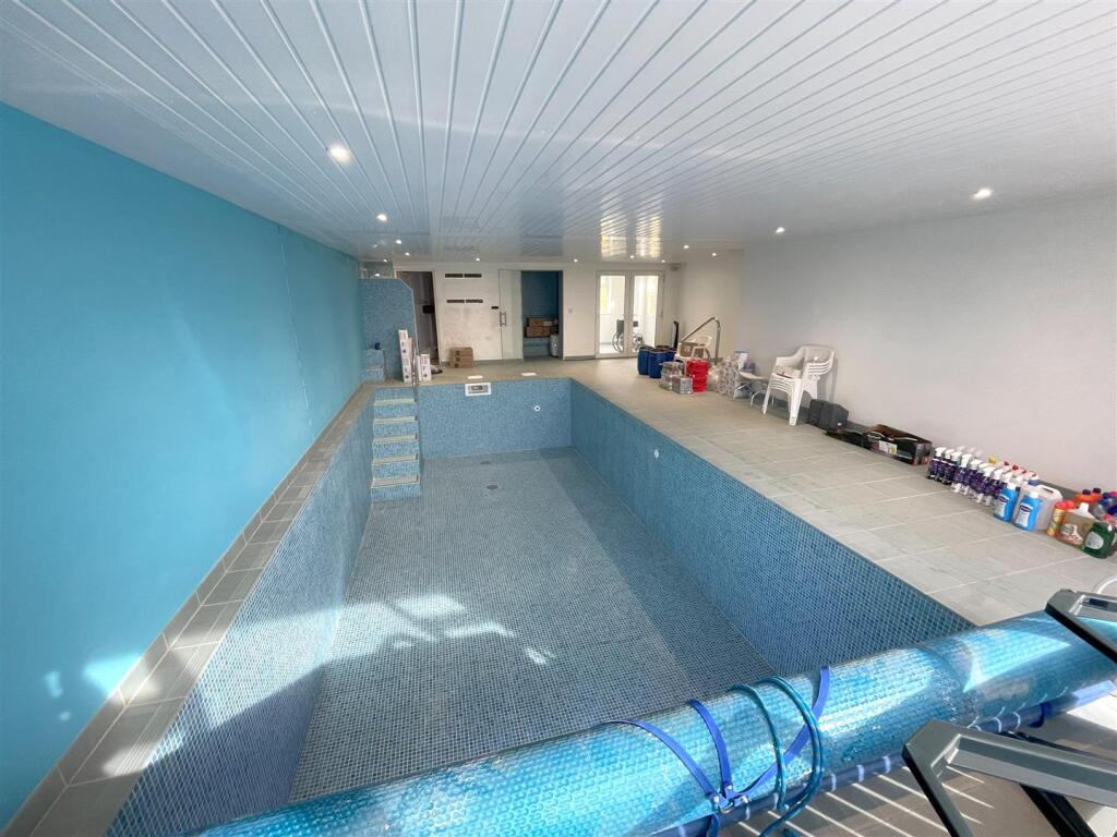 pool 5.jpg
