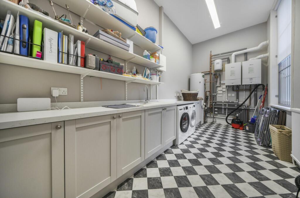 Utility Room (1)