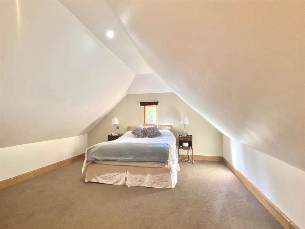 Annexe Barn Upper Floor.jpg