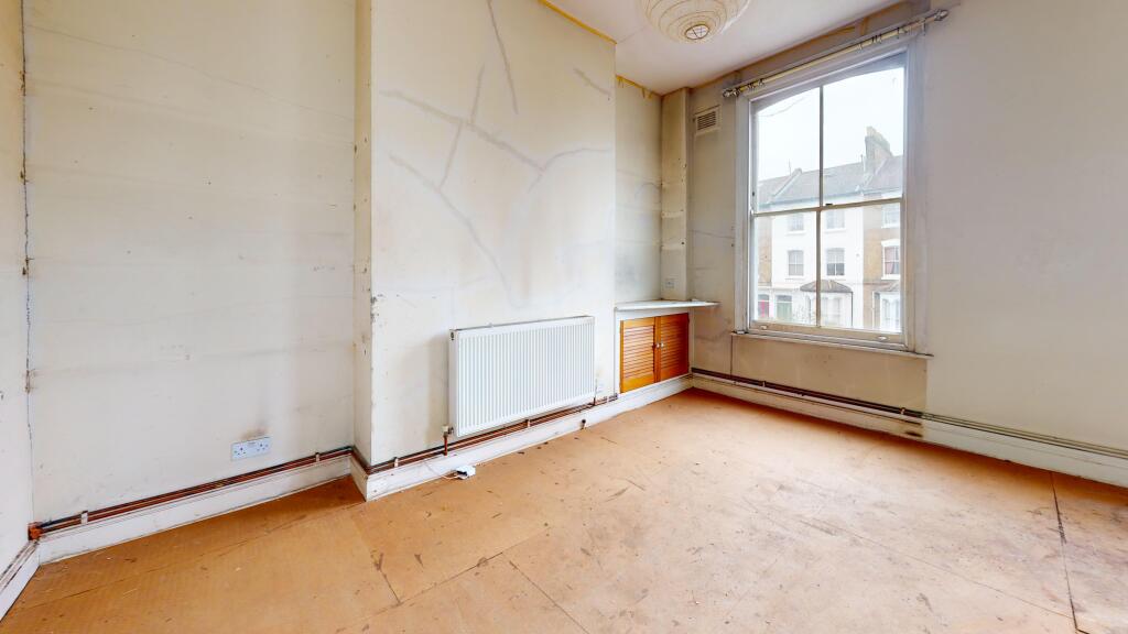 50B Colvestone Crescent, Hackney, London E8 2LH