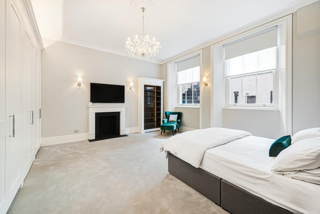 Basement Flat 5 C...