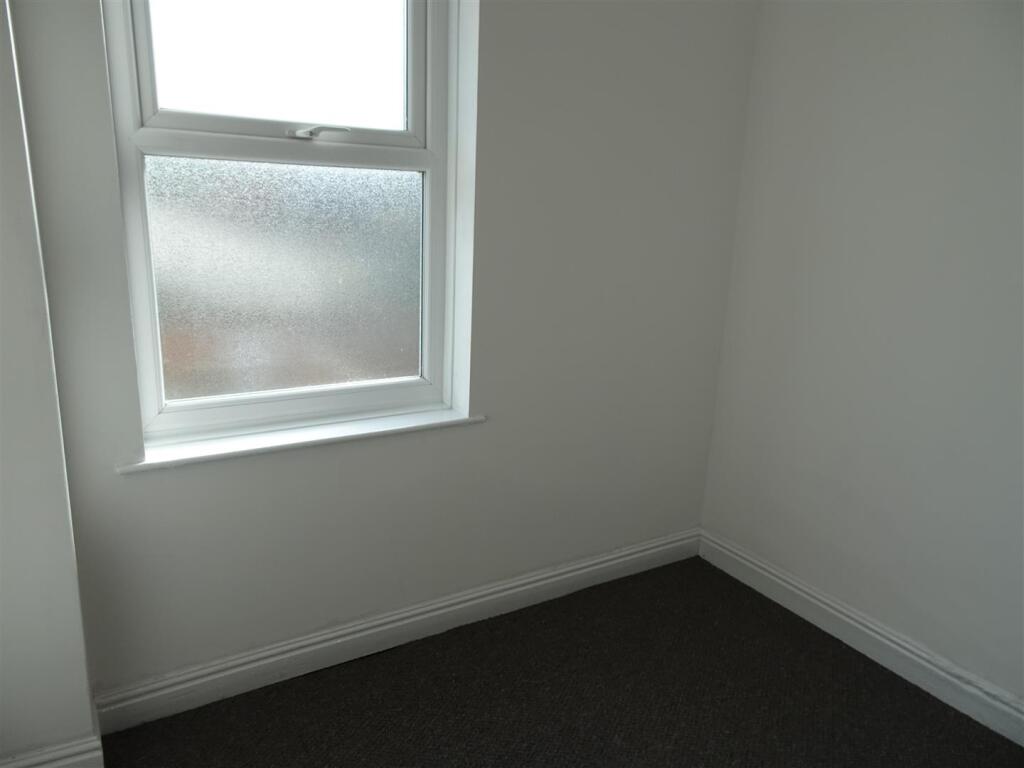 BOXROOM/OFFICE