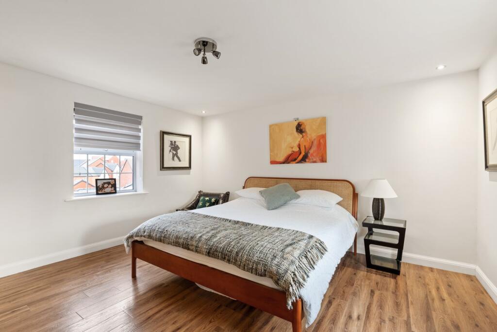Main Bedroom
