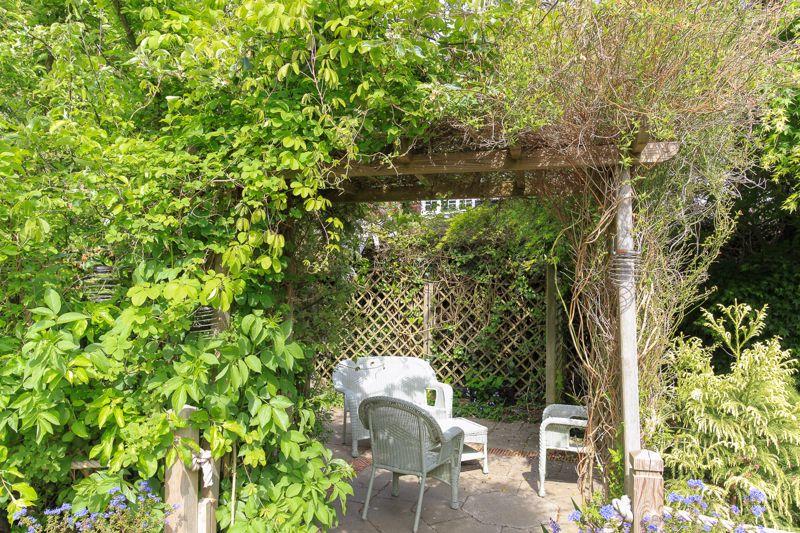 Rear Garden Vi...