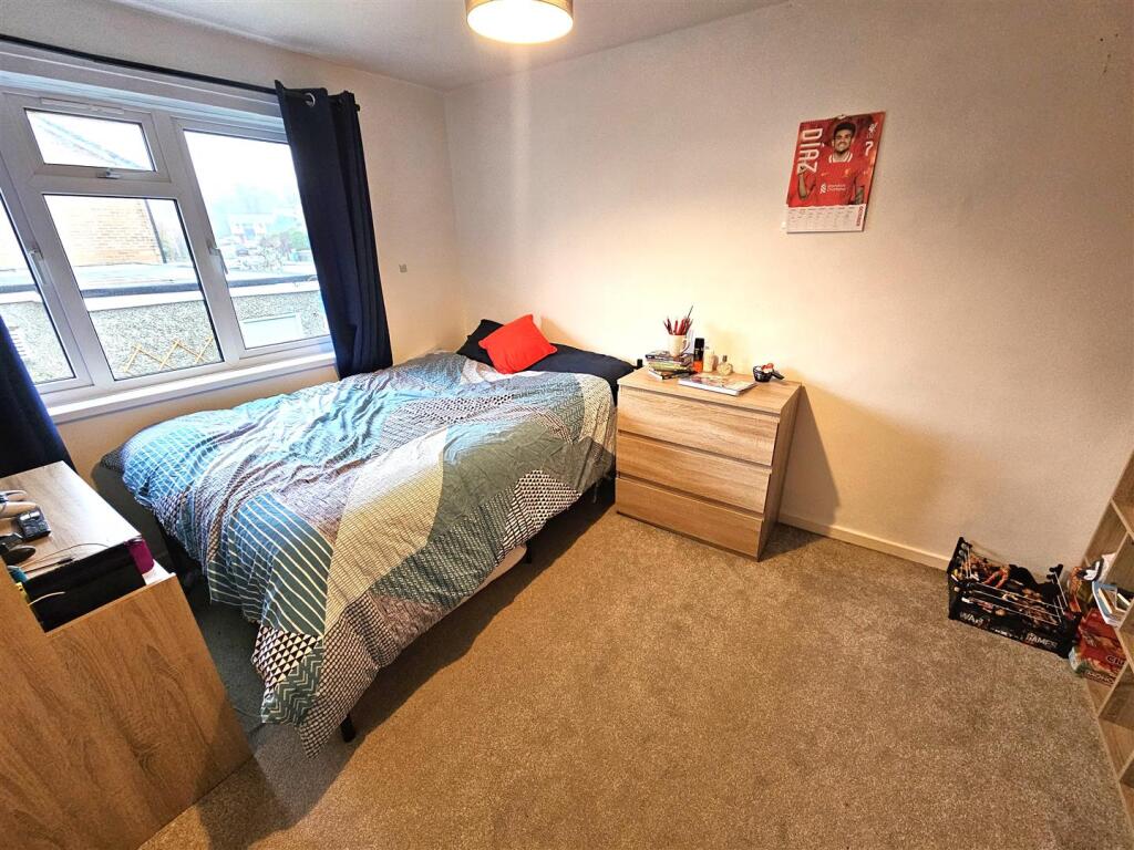 Bedroom 2.jpg