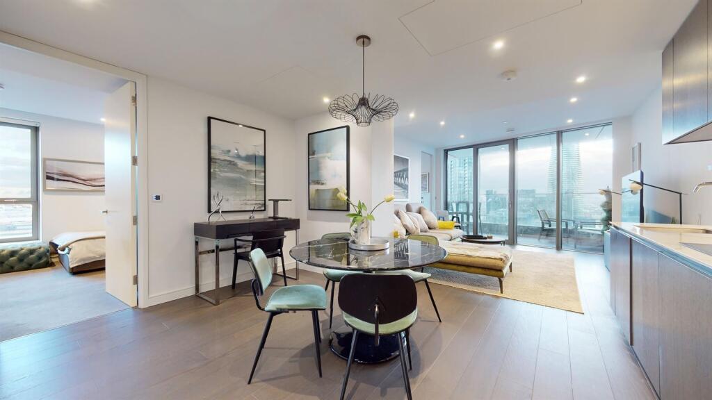 Dining Room for delicious Dinner 10 Park Drive - F