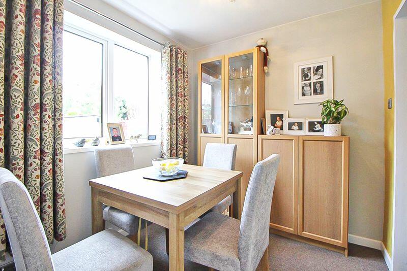 BREAKFAST ROOM