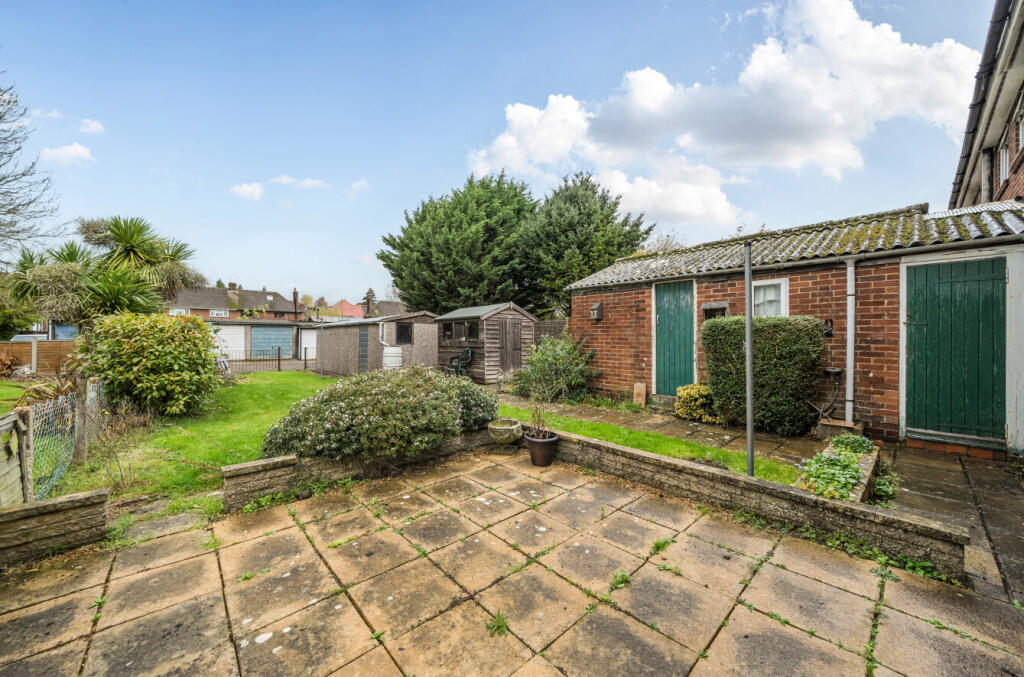 1375233-3-6904ca8...