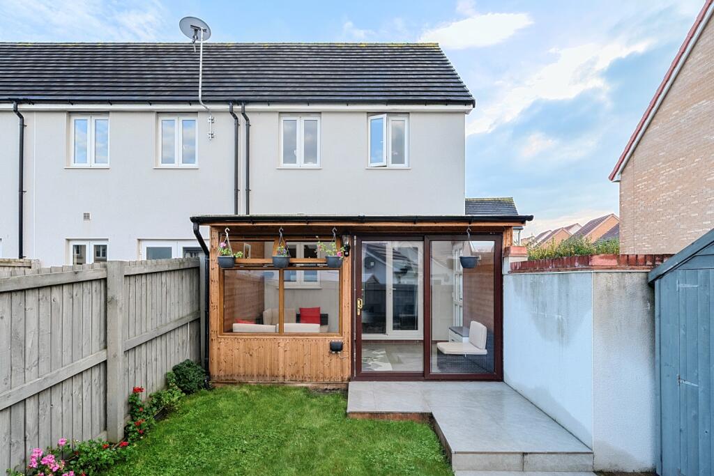 1376571-24-690cbf5f1c8d9-ARW-1