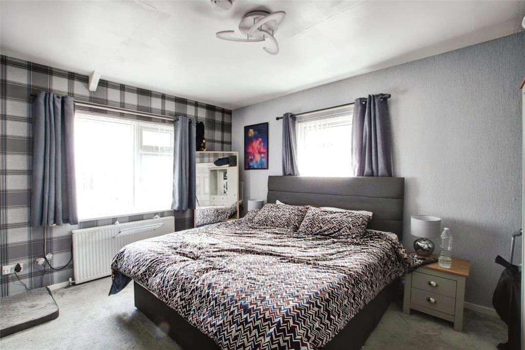 Bed 1