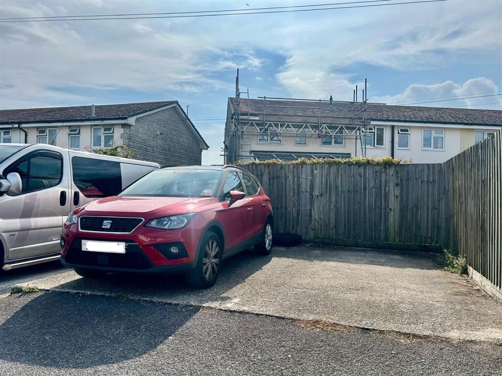 Parking.jpg