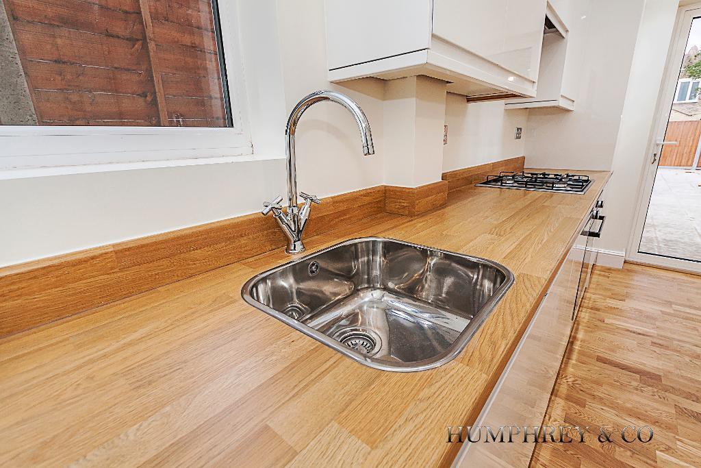 4 bedroom Terraced for sale