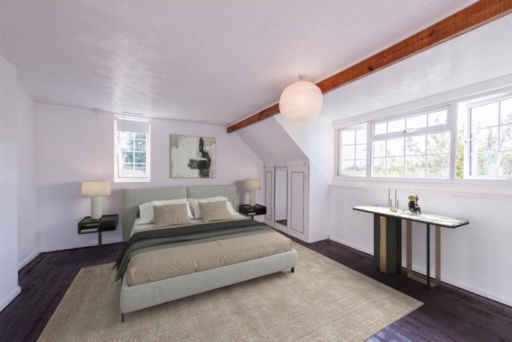 The Brambles13-virtuallystaged.jpg