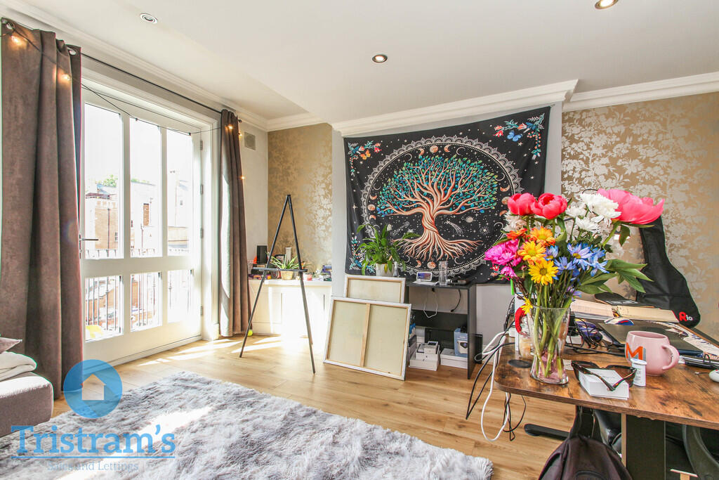 IMG_10000_10_orig...