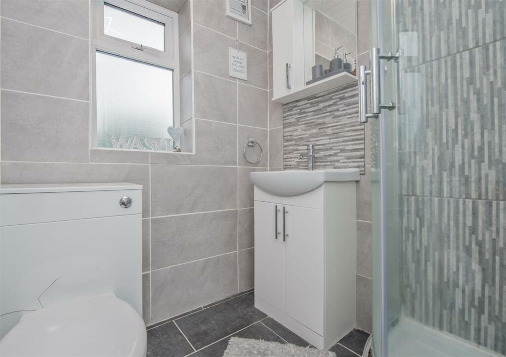 Shower Room / WC: