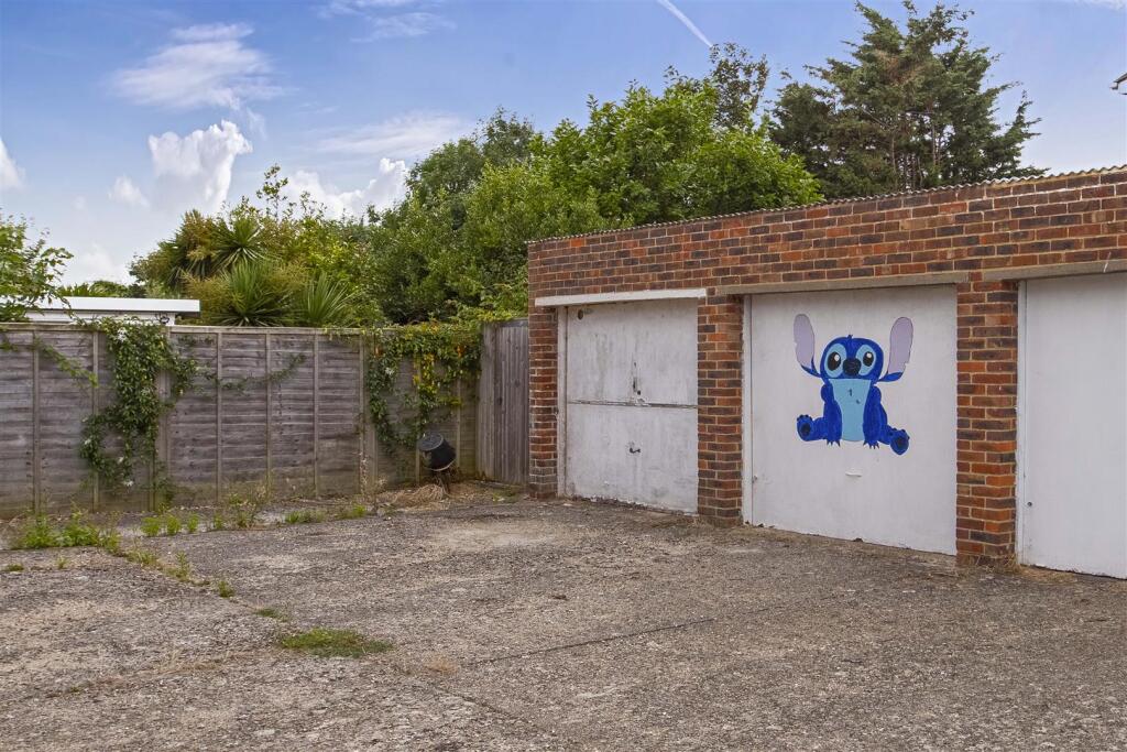 Barn Clos_16.jpg