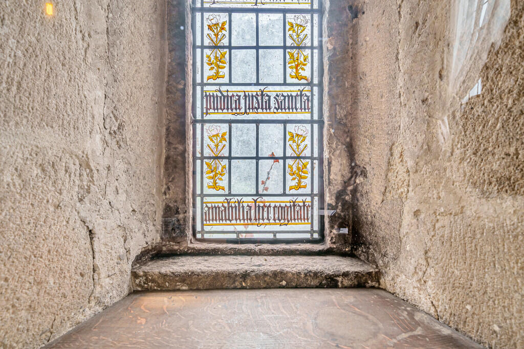 Feature Windows