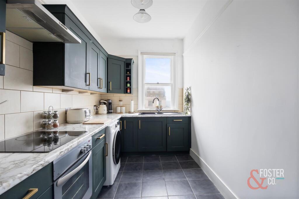 St Catherines Terrace, 13 Flat 4-011.JPG