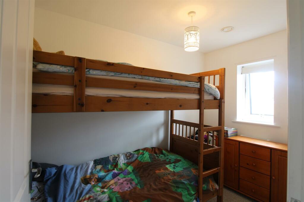 bed2.JPG