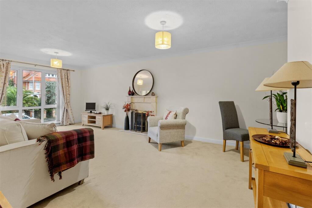 reception room.jpg