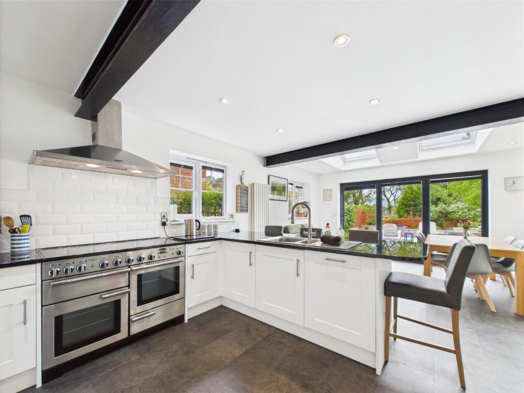 Open Plan Kitchen/Dining/Sun Room