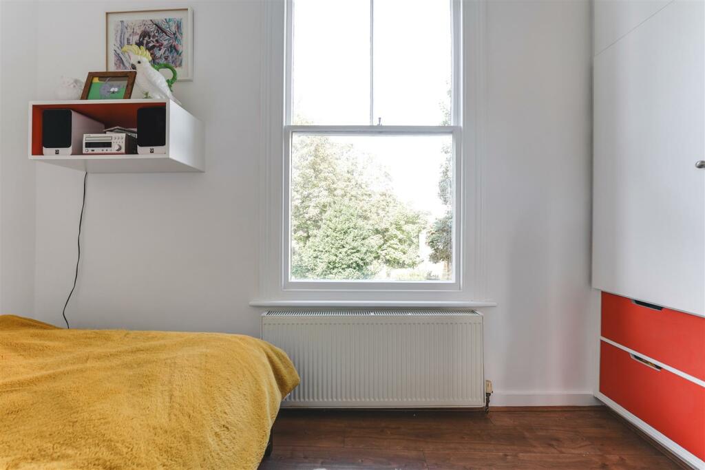 97 Downs Park Road-27.jpg