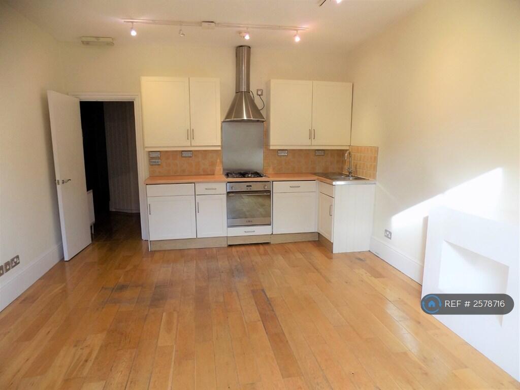 Open Plan Living Area/Kitchen