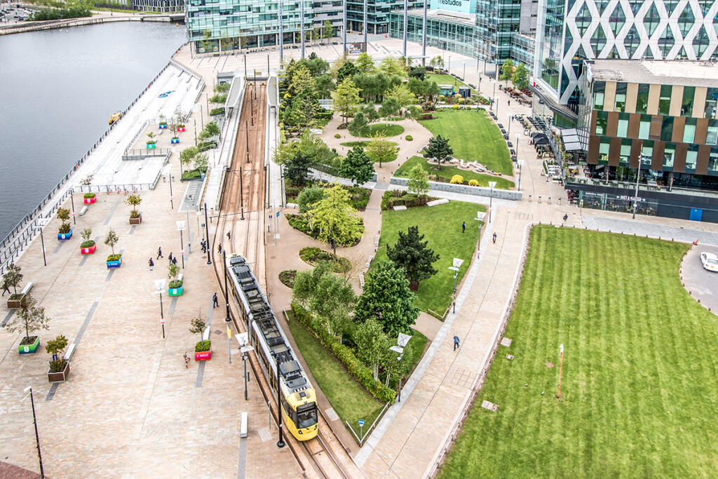 Living Room/Dining R