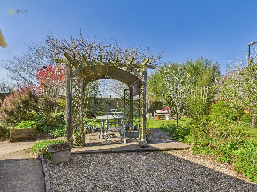 CAM03830G0-PR0137...