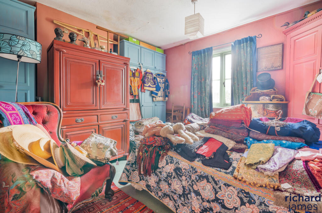 0448b2a1-376b-467...