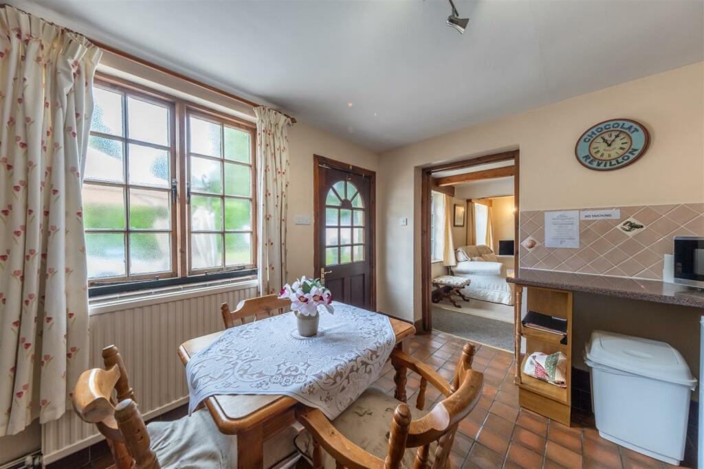 Pear Tree House-110.JPG