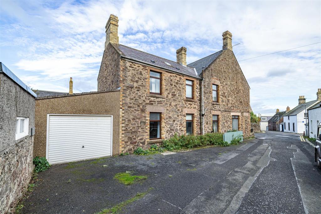Victoria Villa St Abbs  02.JPG