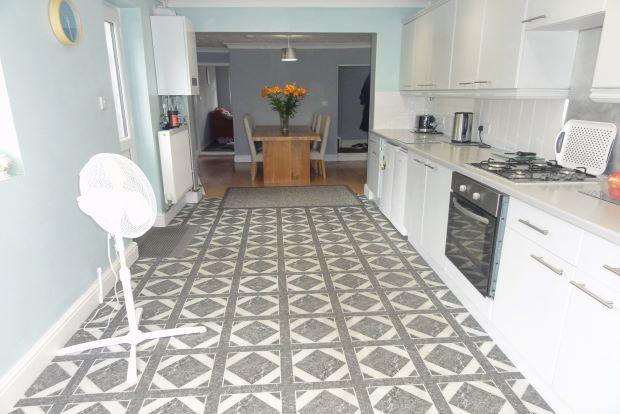 Fitted Kitchen