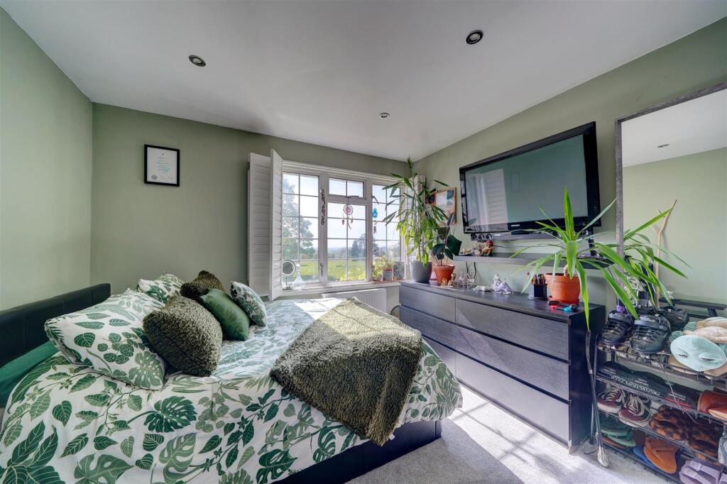 7 The Avenue (15).jpg