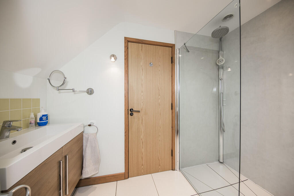 Shower Room 2