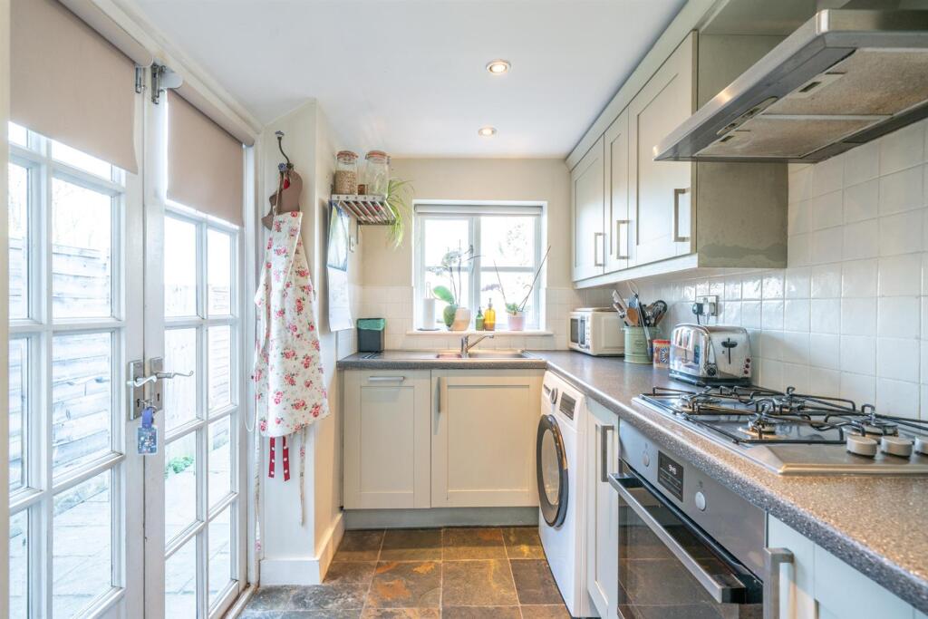 11-Dalton-Street-1013.jpg