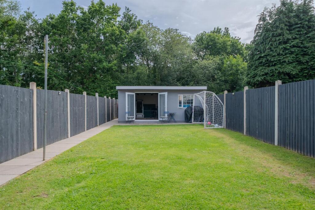 110 Fields Road-23.jpg